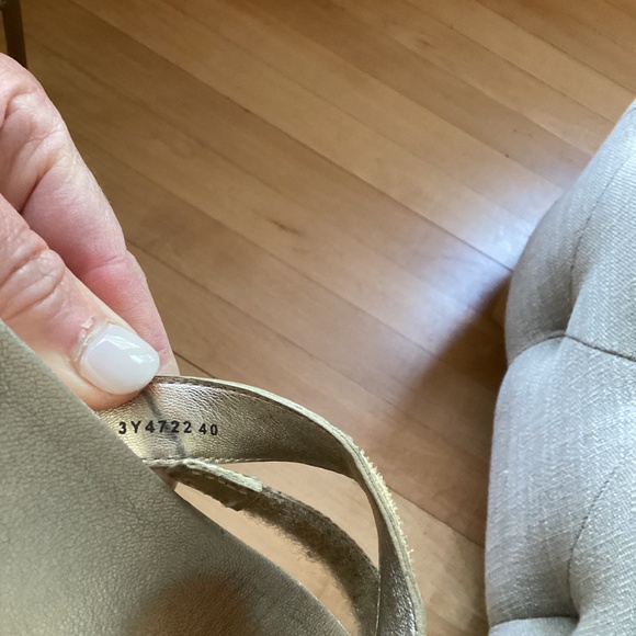 Prada Scandals - Picture 7 of 7